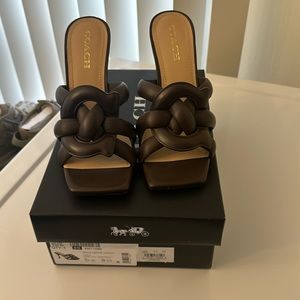 Coach Kellie leather sandal